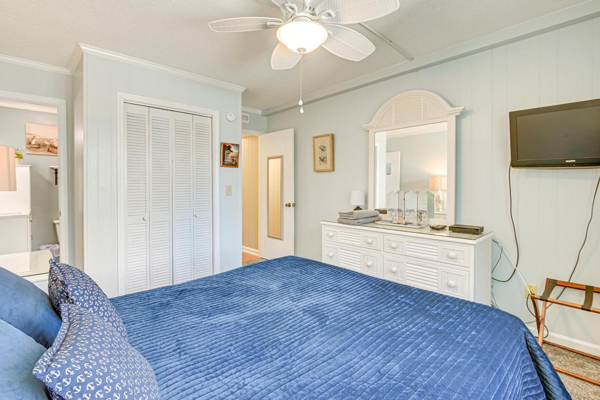 Coastal Condo On Beach With Community Pool Access! Миртъл Бийч Екстериор снимка
