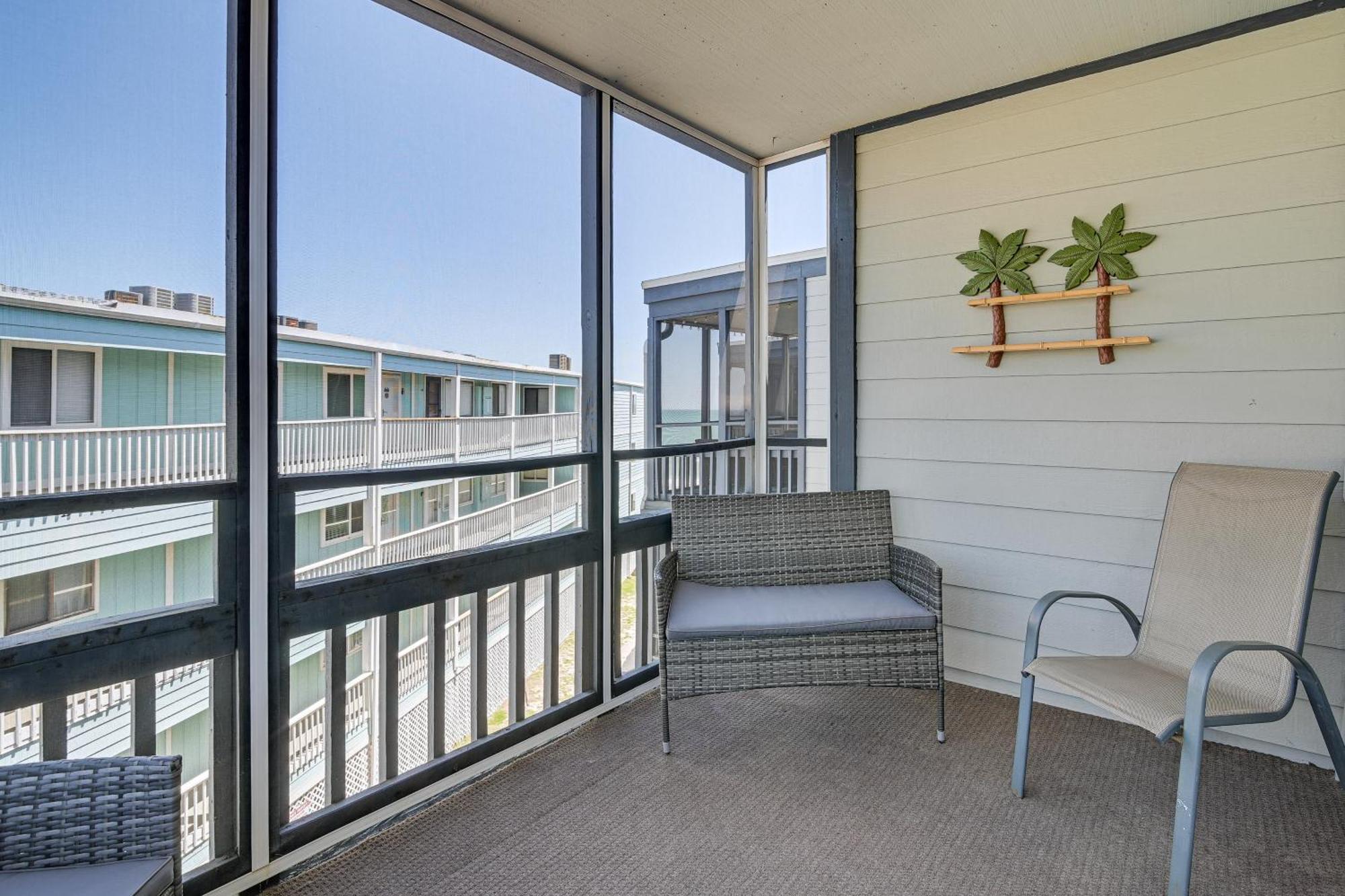 Coastal Condo On Beach With Community Pool Access! Миртъл Бийч Екстериор снимка